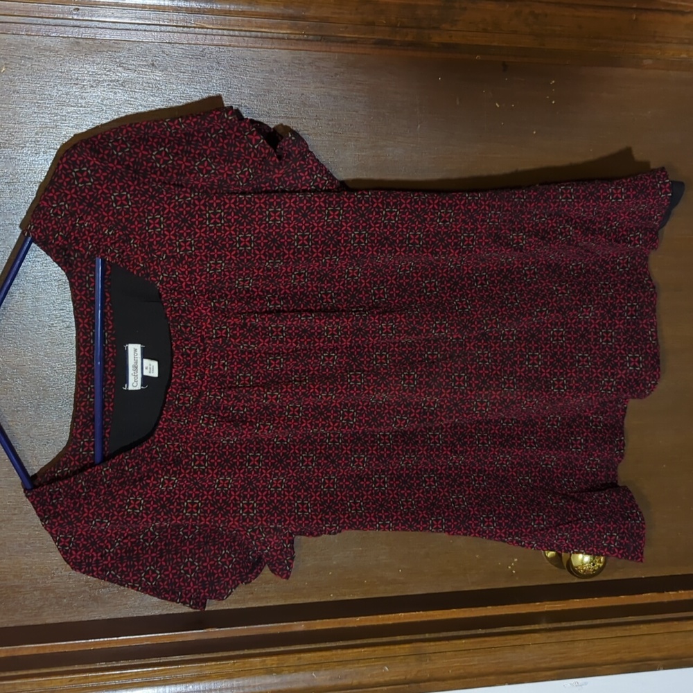 Croft & Barrow Red and Black Blouse